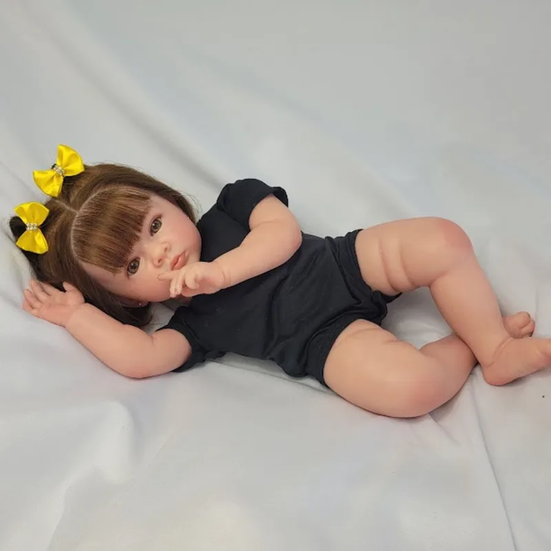 Bebê reborn realista pode tomar banho 100% silicone, linda