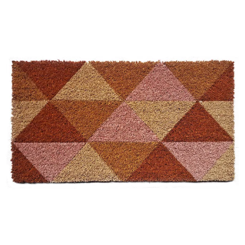 Capacho Em Formato Retângular 60x33Cm Com Superfície Em Fibra De Coco E Base PVC Formas Triângulares Uzoo