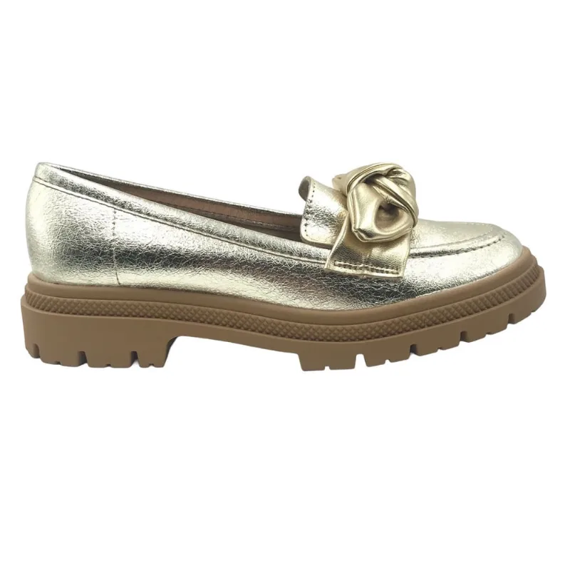 Sapato Moleca Mocassim Tratorado com Laço Dourado 5775108