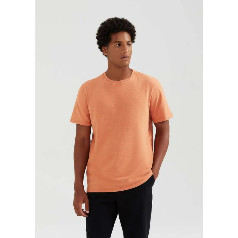 Camiseta Masculina Comfort Em Malha Flamê - Marrom G