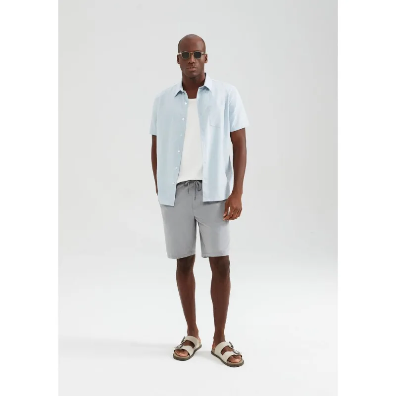 Bermuda Básica Masculina Reta Em Sarja - Cinza M