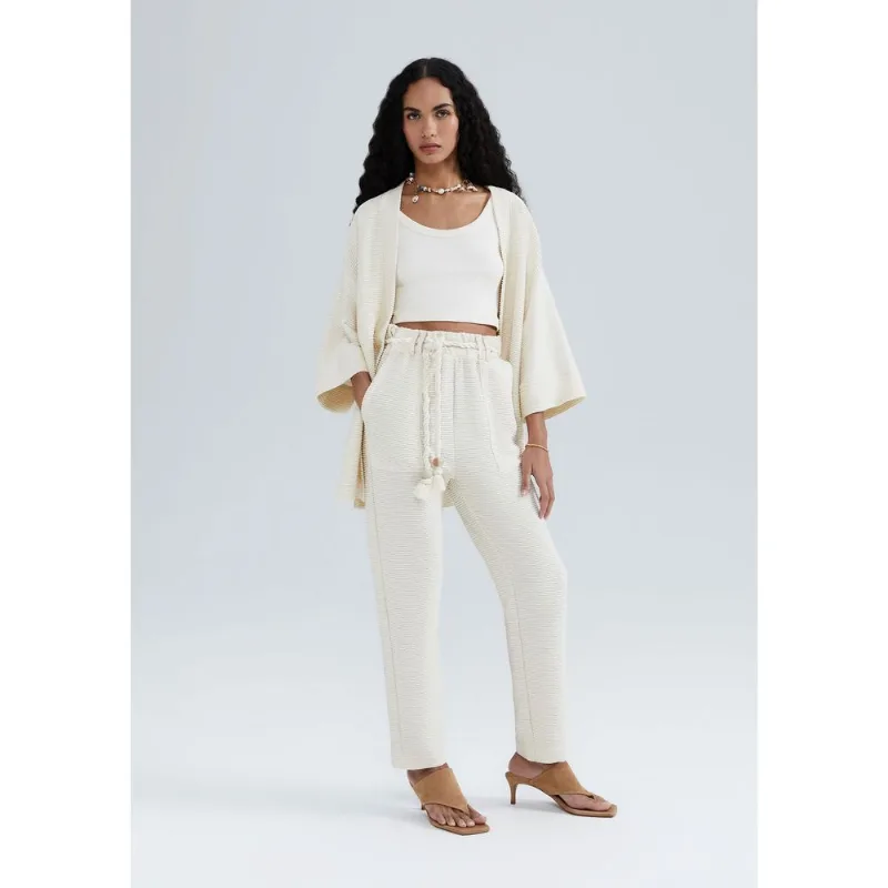 Calça Feminina Carrot Cintura Alta Texturizada - Creme M