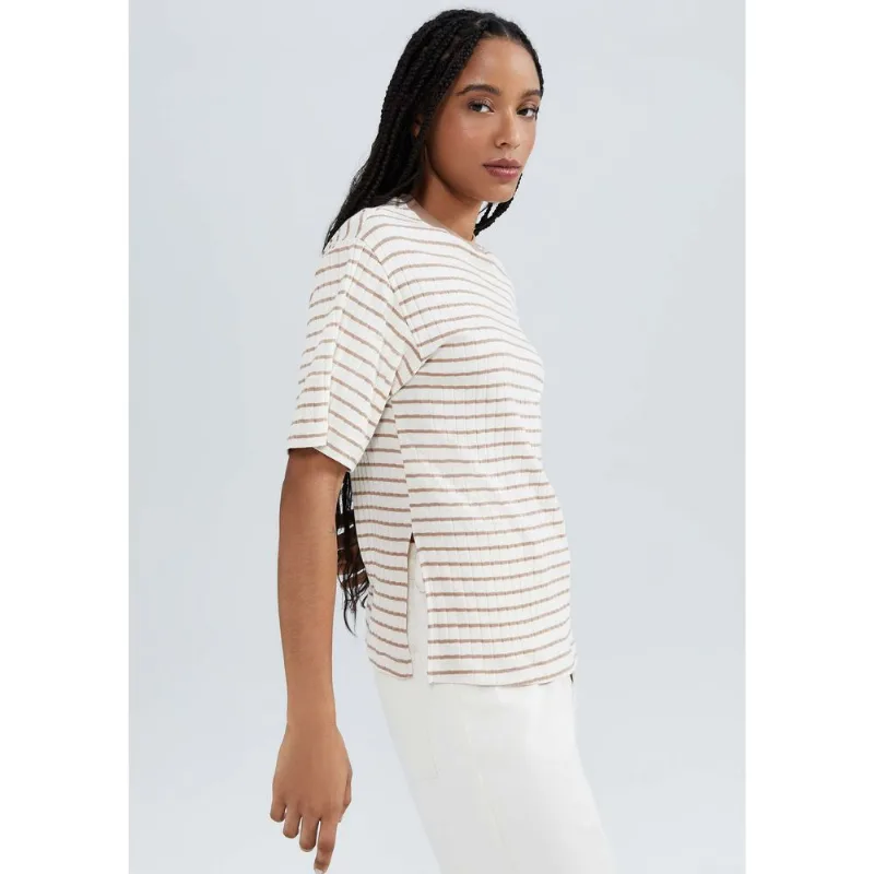 Blusa Feminina Listrada Em Ribana - Bege M