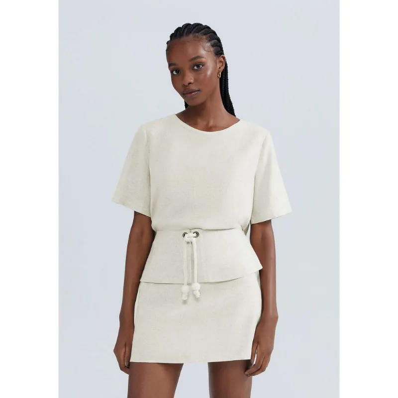 Blusa Feminina Manga Curta Com Linho - Bege P