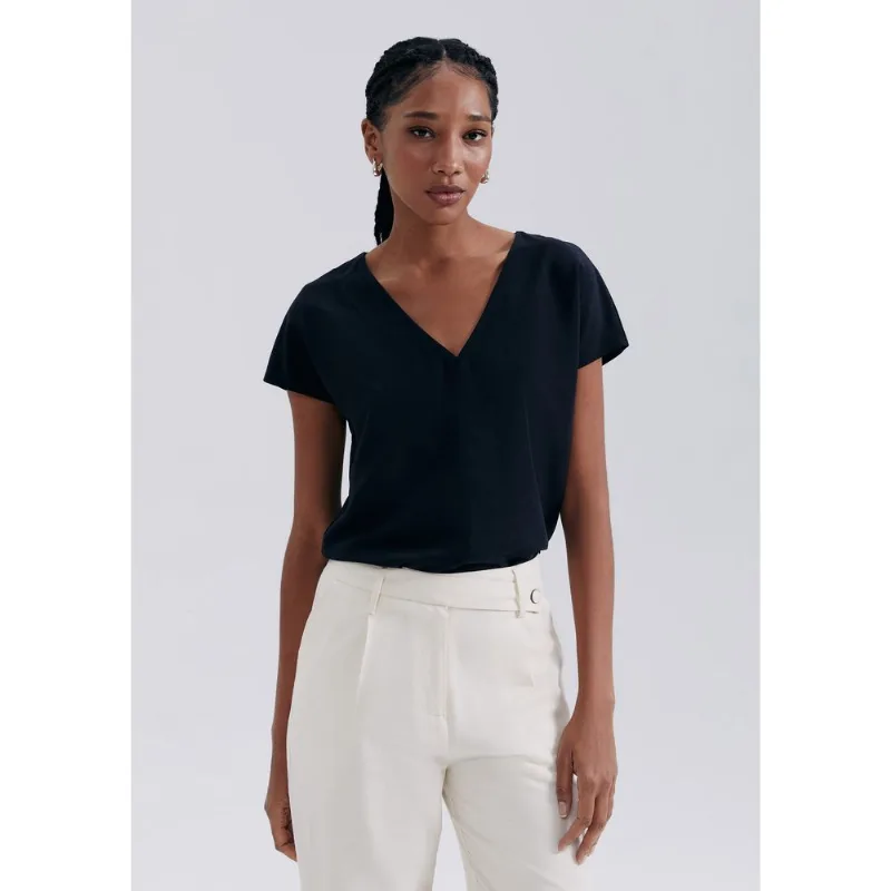 Blusa Feminina Manga Curta Em Viscolinho - Preto XG