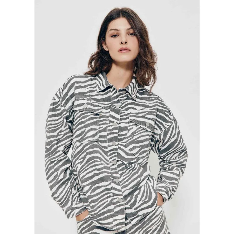 Camisa Feminina De Sarja Animal Print - Preto XG