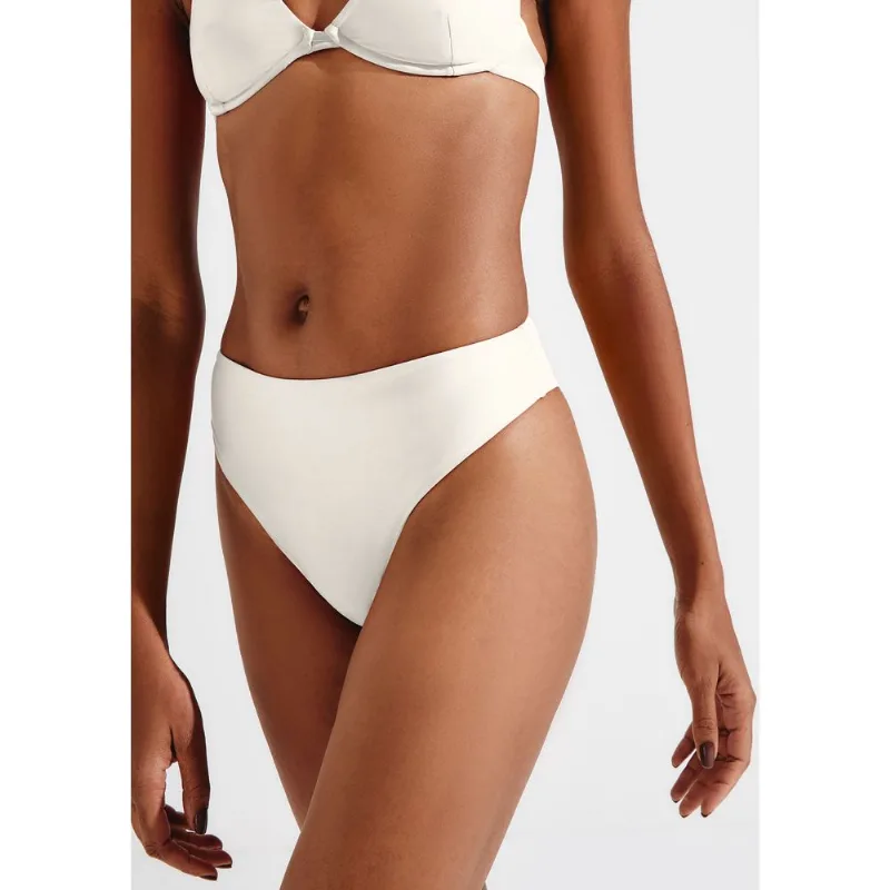 Calcinha Biquíni Cintura Alta Com Fio LYCRA® - Branco XG