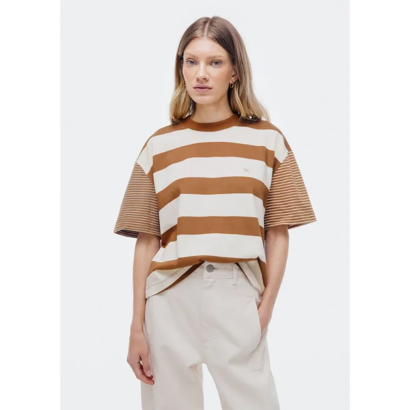 Camiseta Feminina Stripe Com Bordado - Marrom XG