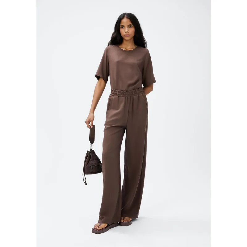 Calça Feminina Reta Cintura Média - Marrom 046