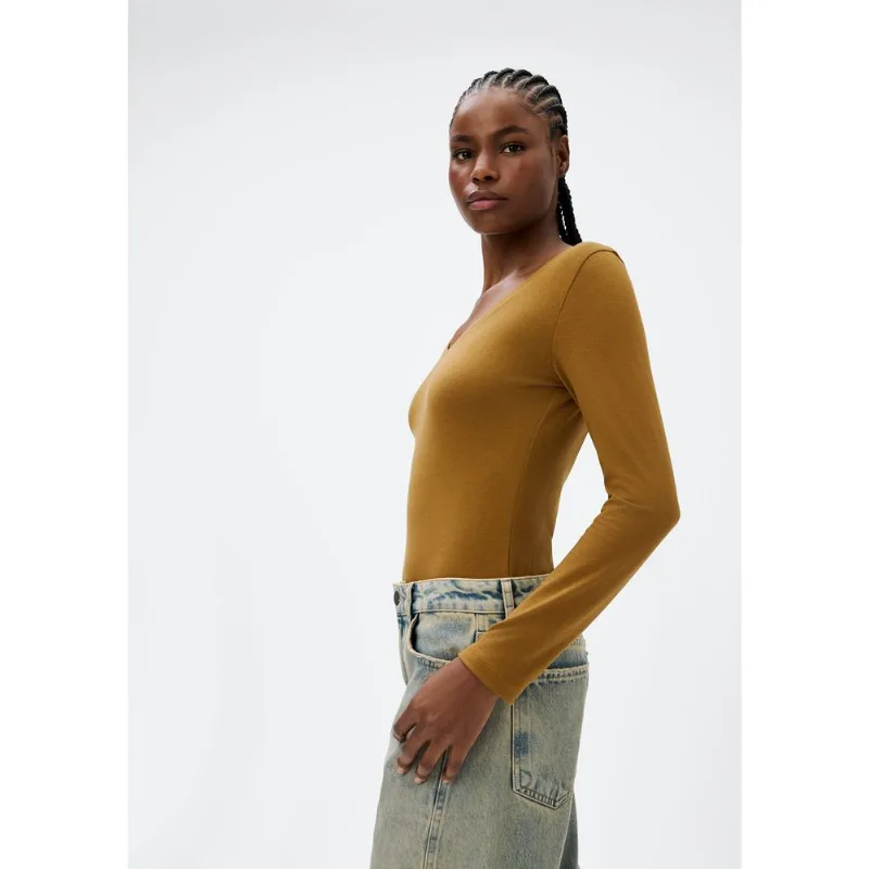 Blusa Básica Feminina Manga Longa Slim Decote V - Marrom XG