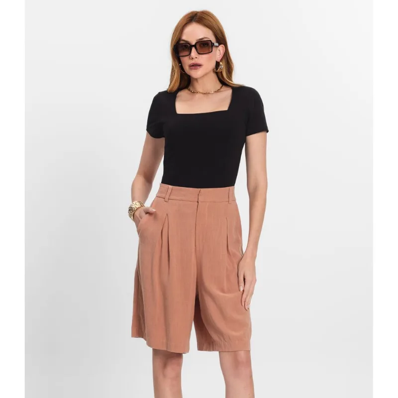Bermuda Feminina Em Linho Com Bolsos Endless Marrom G