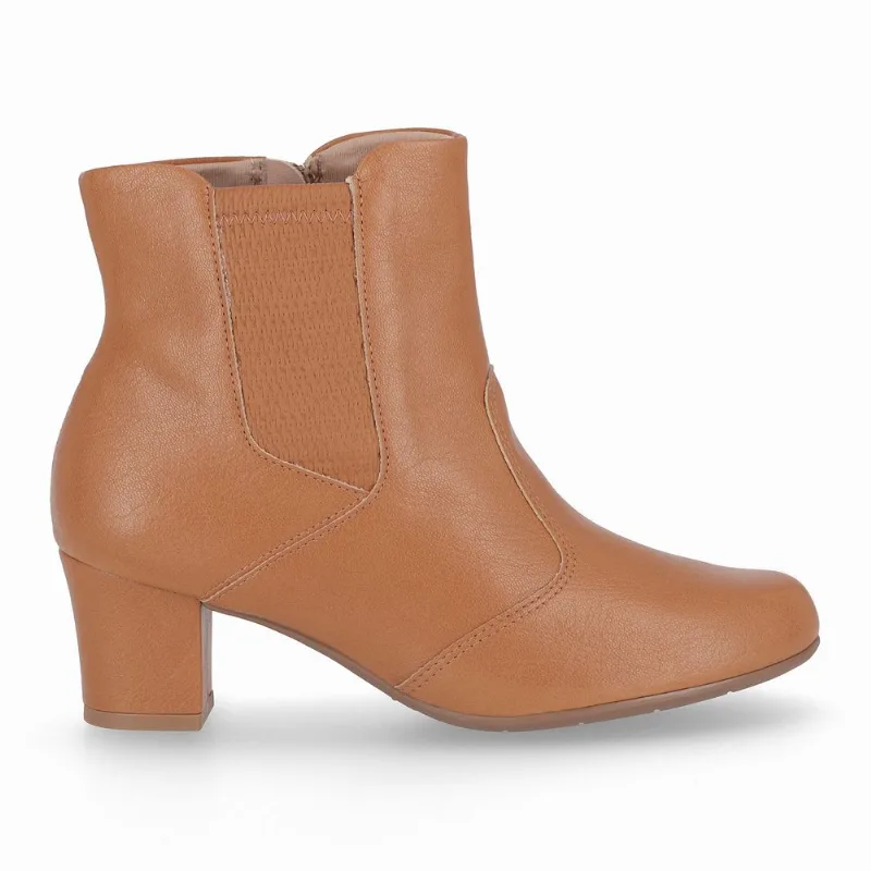 Bota Laura Cano Curto Salto Médio Mascavo 37