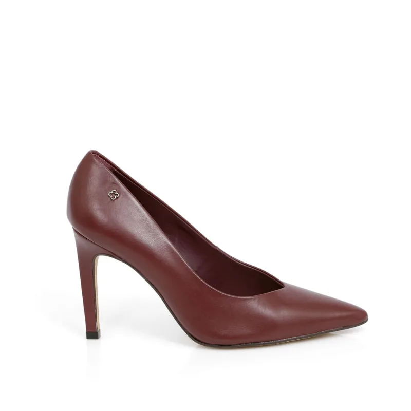 Scarpin Salto Fino Couro Bordô 38