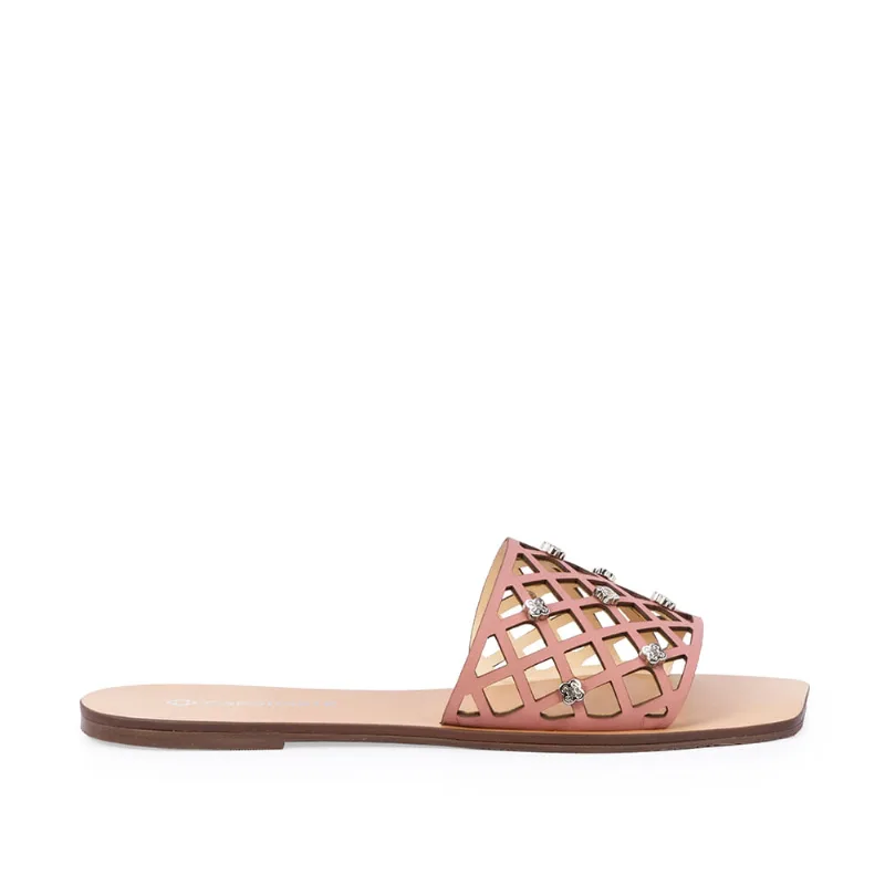 Chinelo Rasteiro de Couro Vazado Malva 34