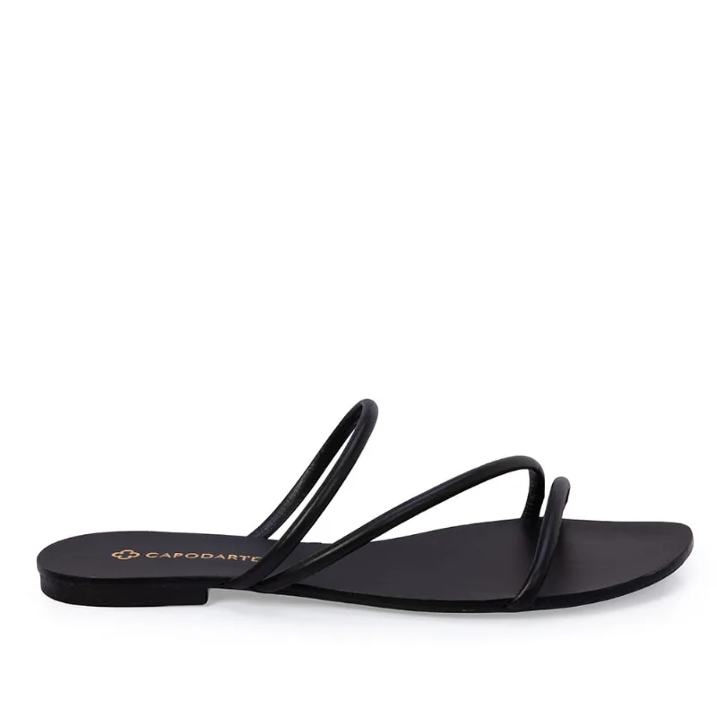 Chinelo Rasteiro de Couro Preto Bico Redondo 39 - CAPODARTE
