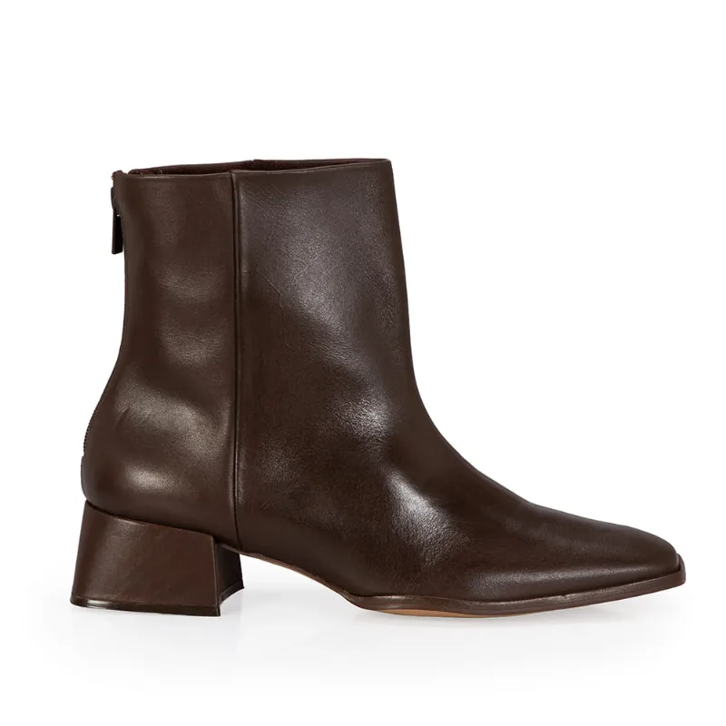 Bota Salto Bloco Couro Marrom Cacau 39