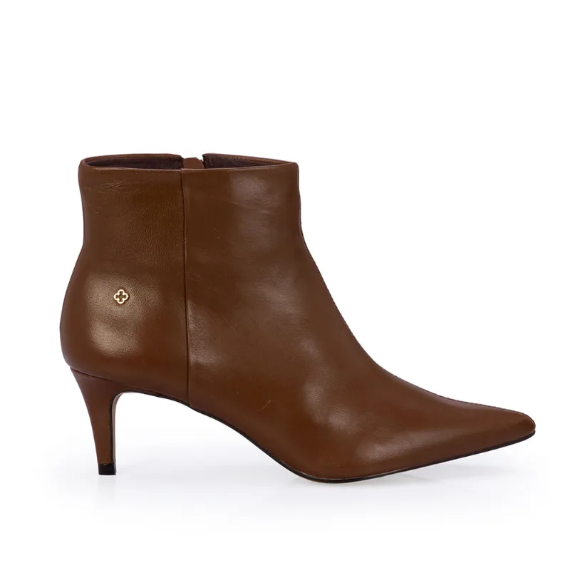 Bota Cano Curto Salto Médio Couro Marrom 37