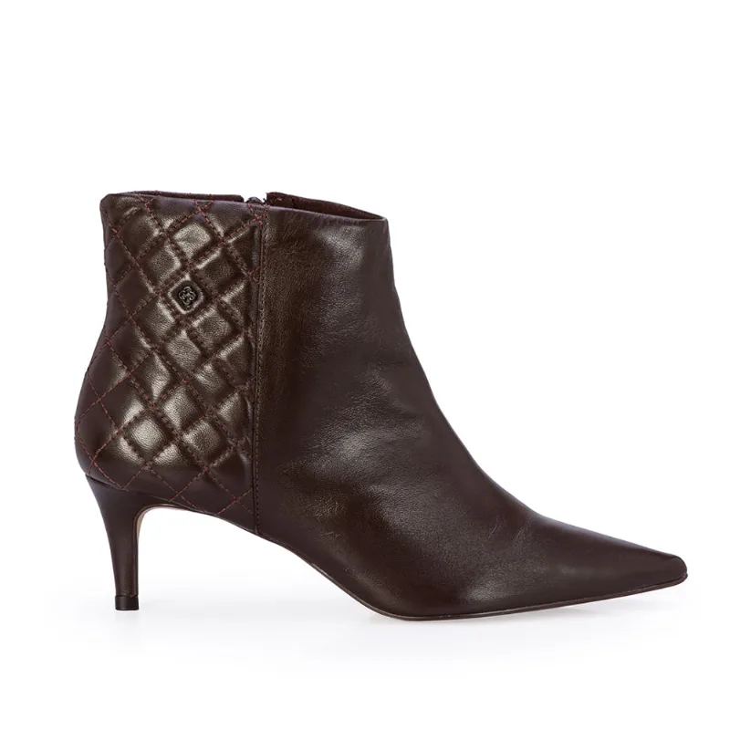 Bota Bico Fino Cano Curto Couro Marrom 39