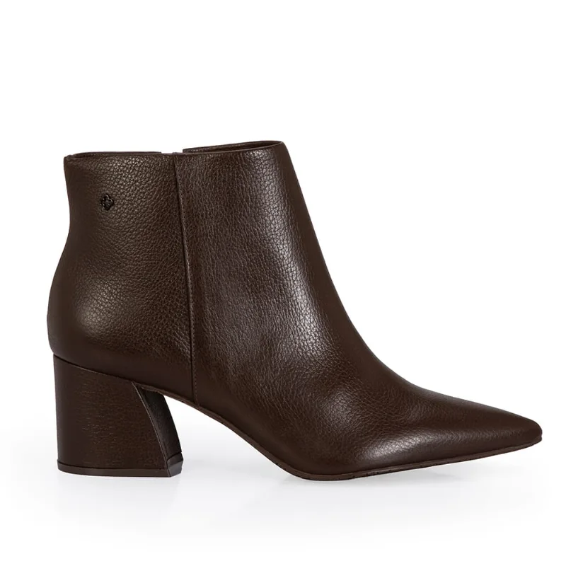 Bota Cano Curto Couro Marrom 33