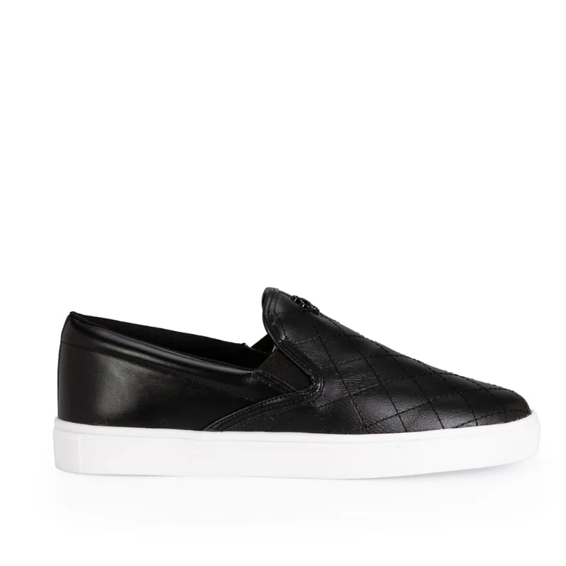 Tênis Slip On Couro Matelassê Preto 36
