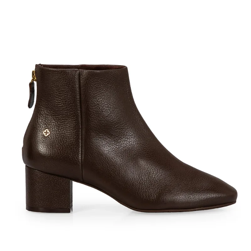 Bota Couro Marrom Cacau Cano Médio 34