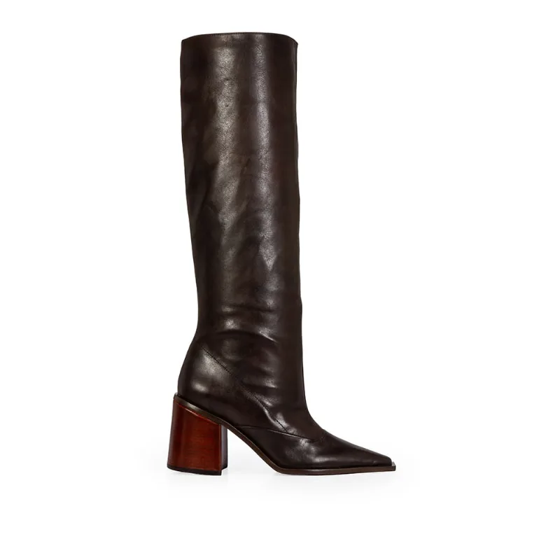 Bota Cano Longo Couro Marrom Cacau 40