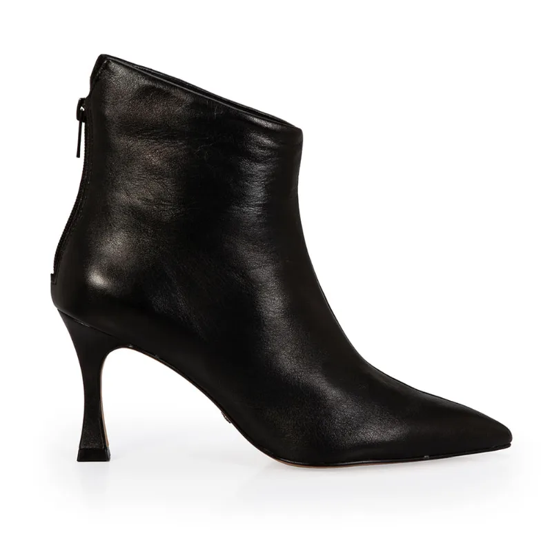 Bota Cano Baixo Couro Preta 35 - CAPODARTE