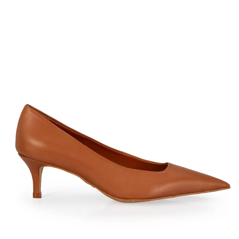 Scarpin Salto Médio Couro Caramelo Camel 40