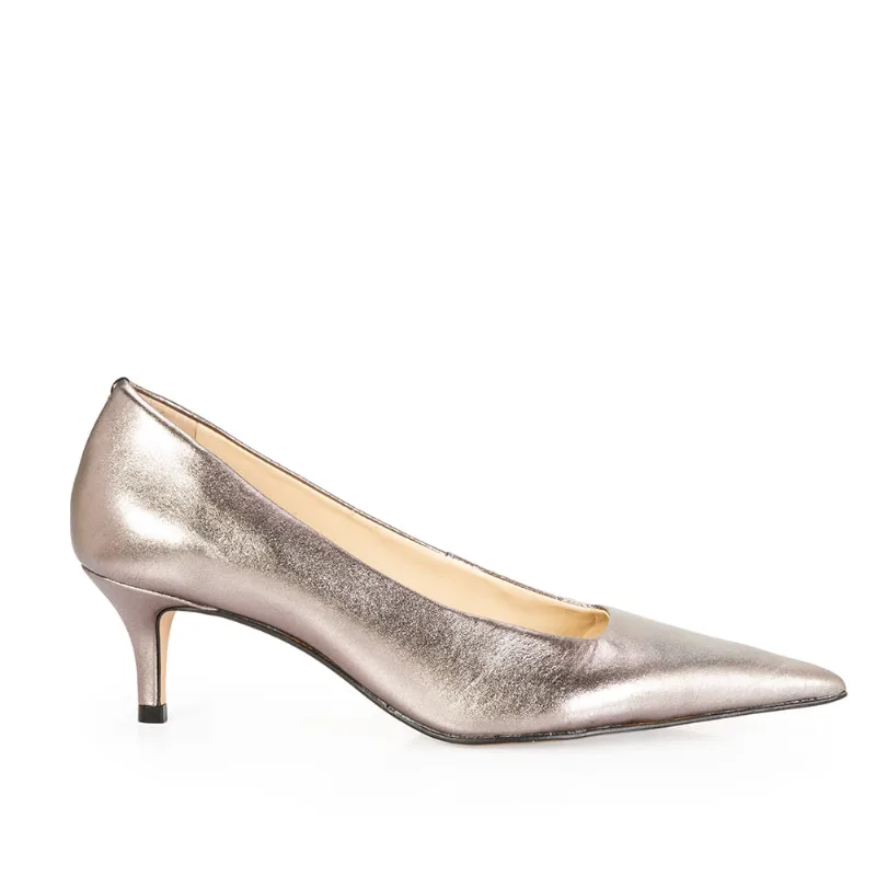 Scarpin Salto Médio Couro Metalizado Cinza Pewter 37
