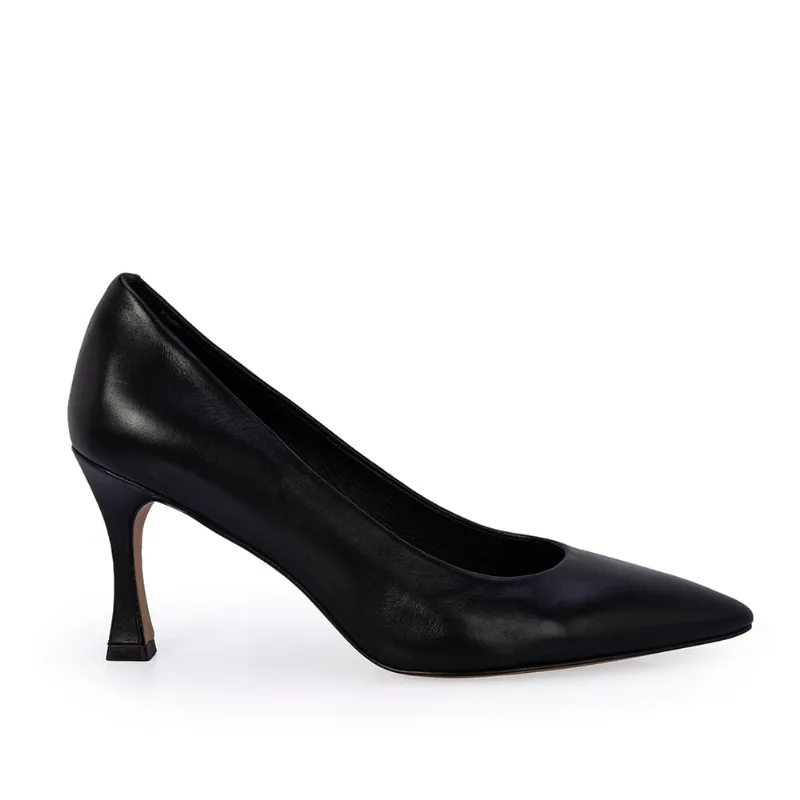 Scarpin Alto Couro Preto 34 - CAPODARTE