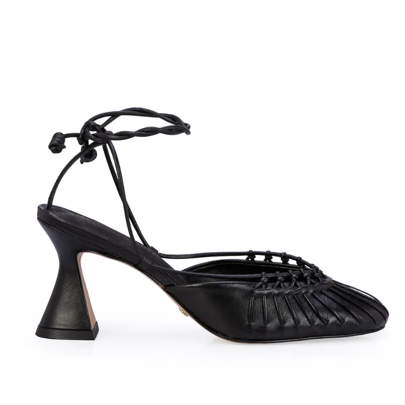 Scarpin Slingback Couro Amarração Preto 37