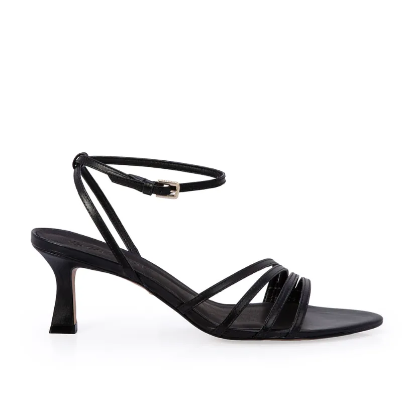 Sandália Salto Médio Preta 40