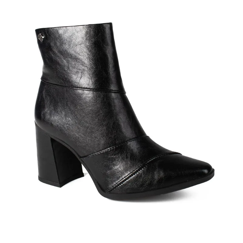 Bota Dakota Salto Bloco Feminina Preta Cano Curto 33