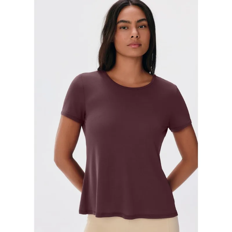 Camiseta Esportiva Feminina Básica Easy Care - Vinho G