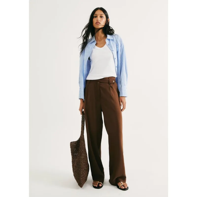 Calça Feminina Reta Cintura Alta Peach Touch - Marrom 046