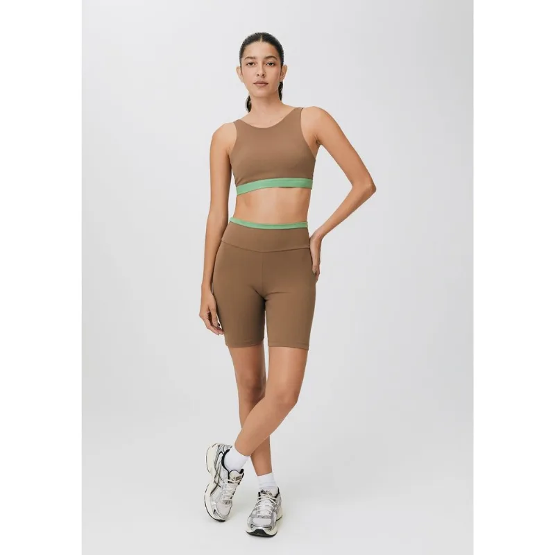 Bermuda Esportiva Feminina Com Fio LYCRA® - Marrom G