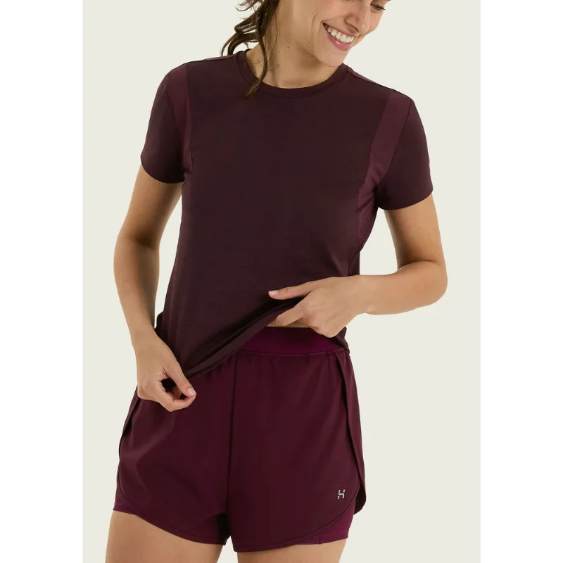 Camiseta Esportiva Feminina Texturizada Secagem Rápida - Vinho P