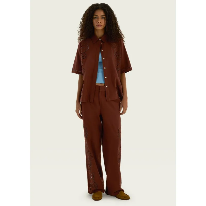 Calça Feminina Reta Com Bordado - Marrom 040