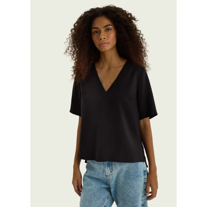 Blusa Feminina Manga Curta Decote V - Preto G
