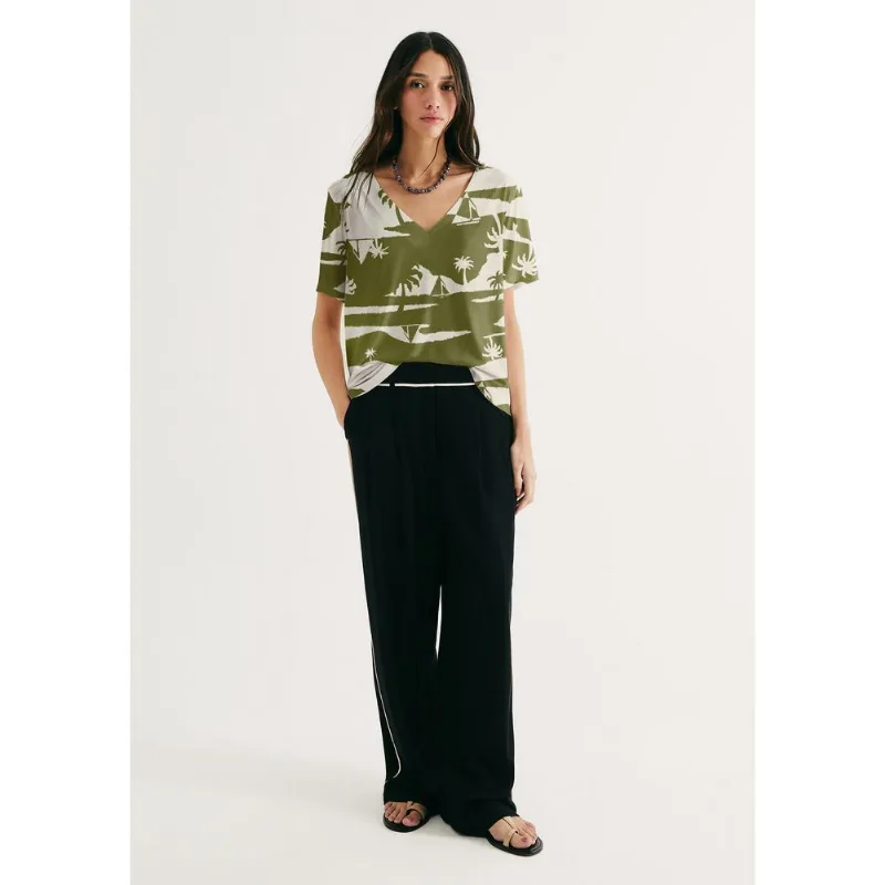 Blusa Feminina Em Viscose Estampada - Verde XG