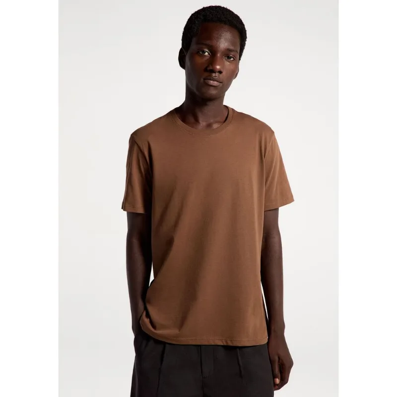 Camiseta Básica Unissex Manga Curta Regular World - Marrom M