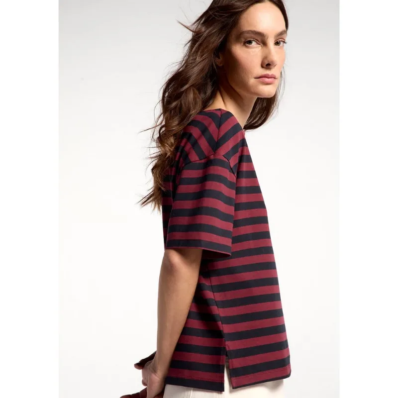 Blusa Feminina Em Malha Listrada - Vinho G