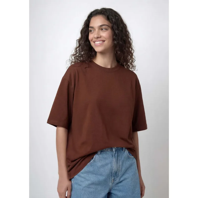 Camiseta Feminina Oversized Em Malha - Marrom P