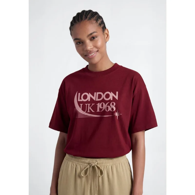 Camiseta Feminina Box Estampada - Vinho P