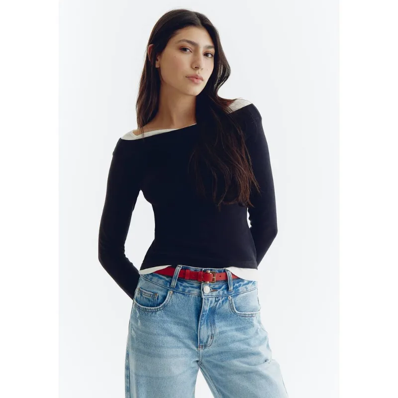 Blusa Feminina Manga Longa Decote Canoa Com Sobreposição - Preto M