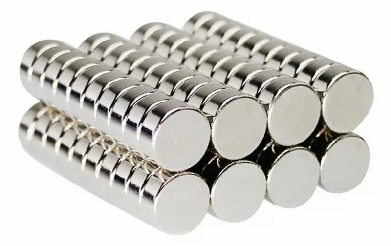 Kit Com 20 Ímãs De Neodímio 10x4mm N35 Super Forte - Fixação