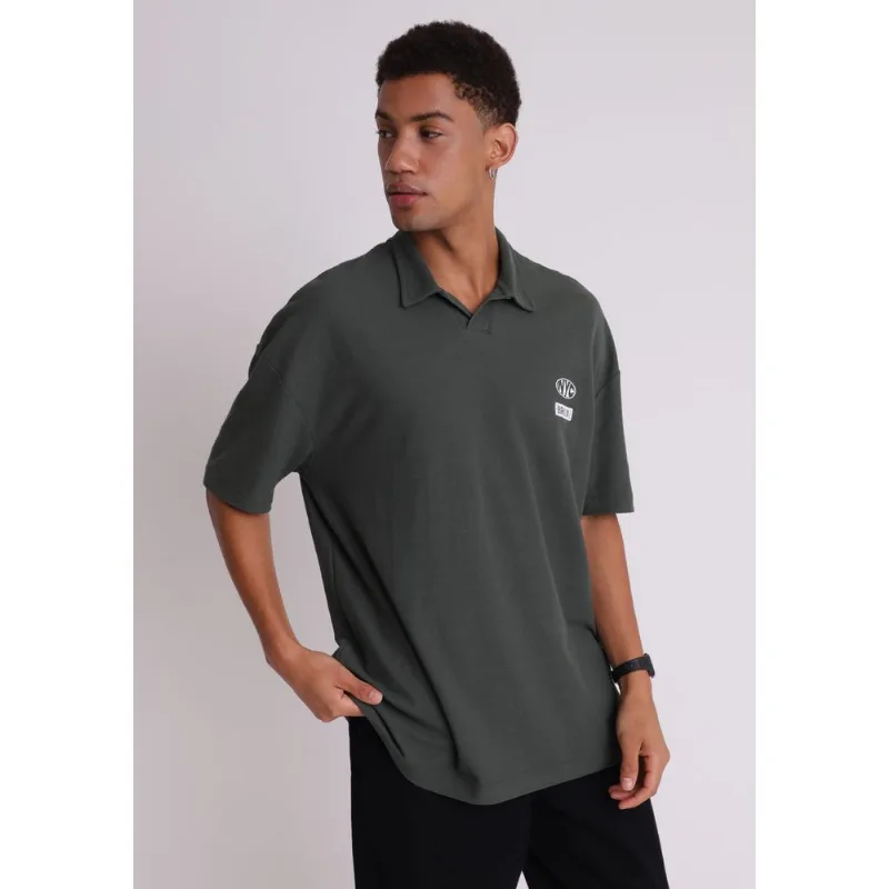 Camiseta polo masculina piquet estampa NYC verde Verde PP