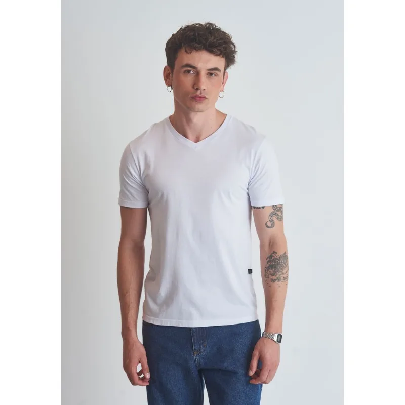 Camiseta decote V slim fit branca Branco G