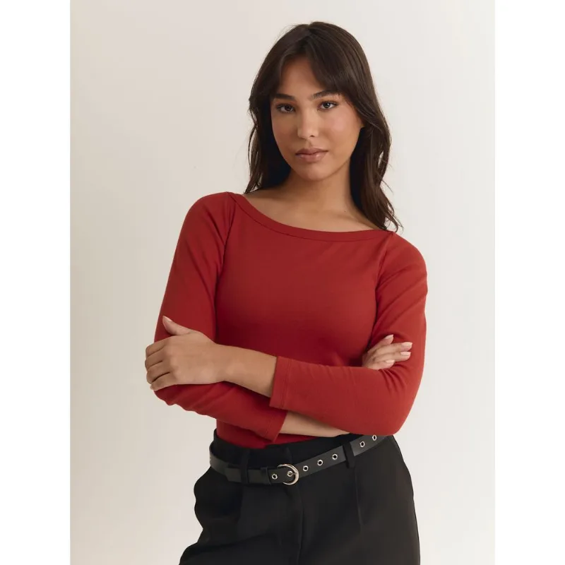 Blusa decote canoa em ribana vermelha Vermelho P