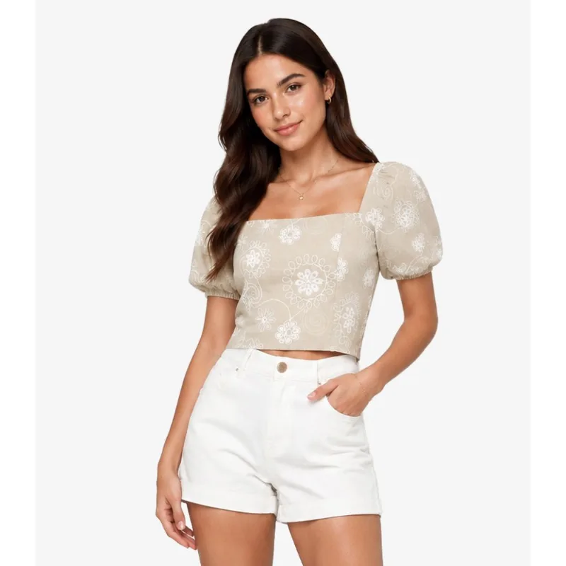 Blusa Feminina Com Manga Bufante e Bordado Minty Bege 14